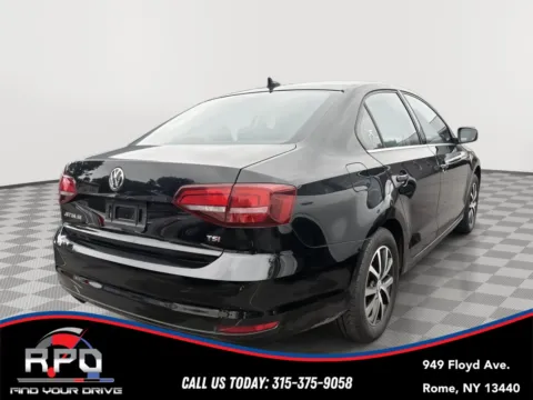 Another view of 2018 Volkswagen Jetta 1.4T SE for sale in Rome, NY at Rome Preowned Auto Sales