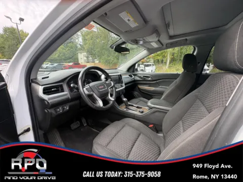 More photos of 2017 GMC Acadia SLE at Rome Preowned Auto Sales, NY