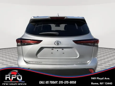 Another view of 2022 Toyota Highlander XLE for sale in Rome, NY at Rome Preowned Auto Sales