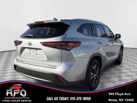 More photos of 2022 Toyota Highlander XLE at Rome Preowned Auto Sales, NY
