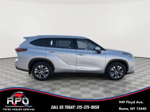 More photos of 2022 Toyota Highlander XLE at Rome Preowned Auto Sales, NY