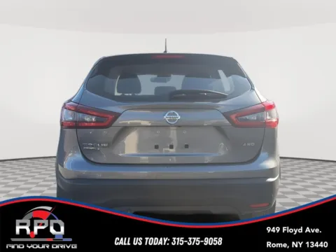 More photos of 2021 Nissan Rogue Sport S at Rome Preowned Auto Sales, NY
