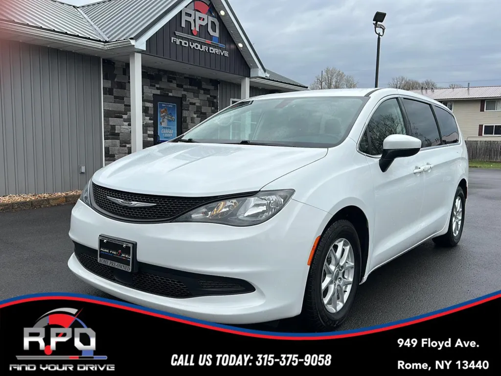 2022 Chrysler Voyager LX for sale in Rome, NY