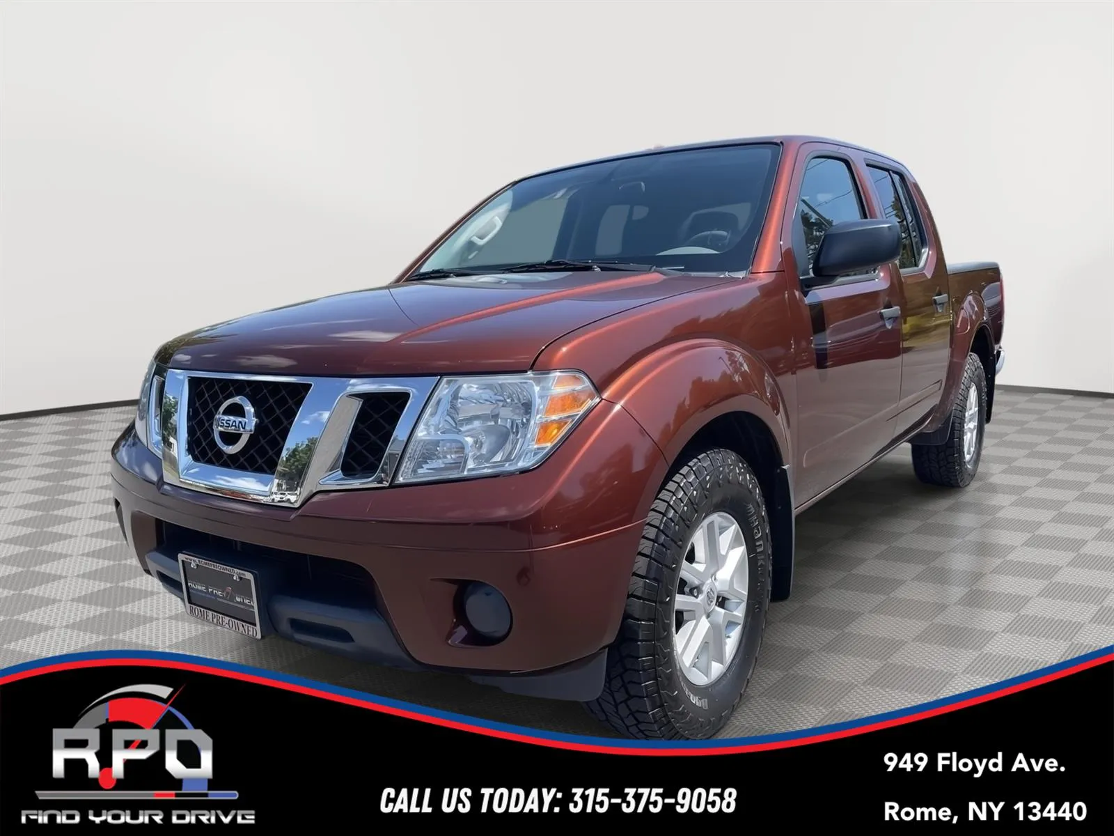 Orange 2017 Nissan Frontier SV V6 for sale in Rome, NY
