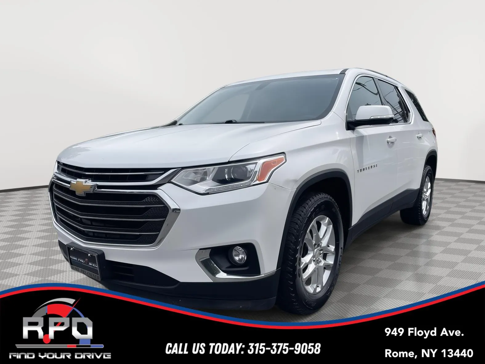 White 2019 Chevrolet Traverse LT Cloth for sale in Rome, NY