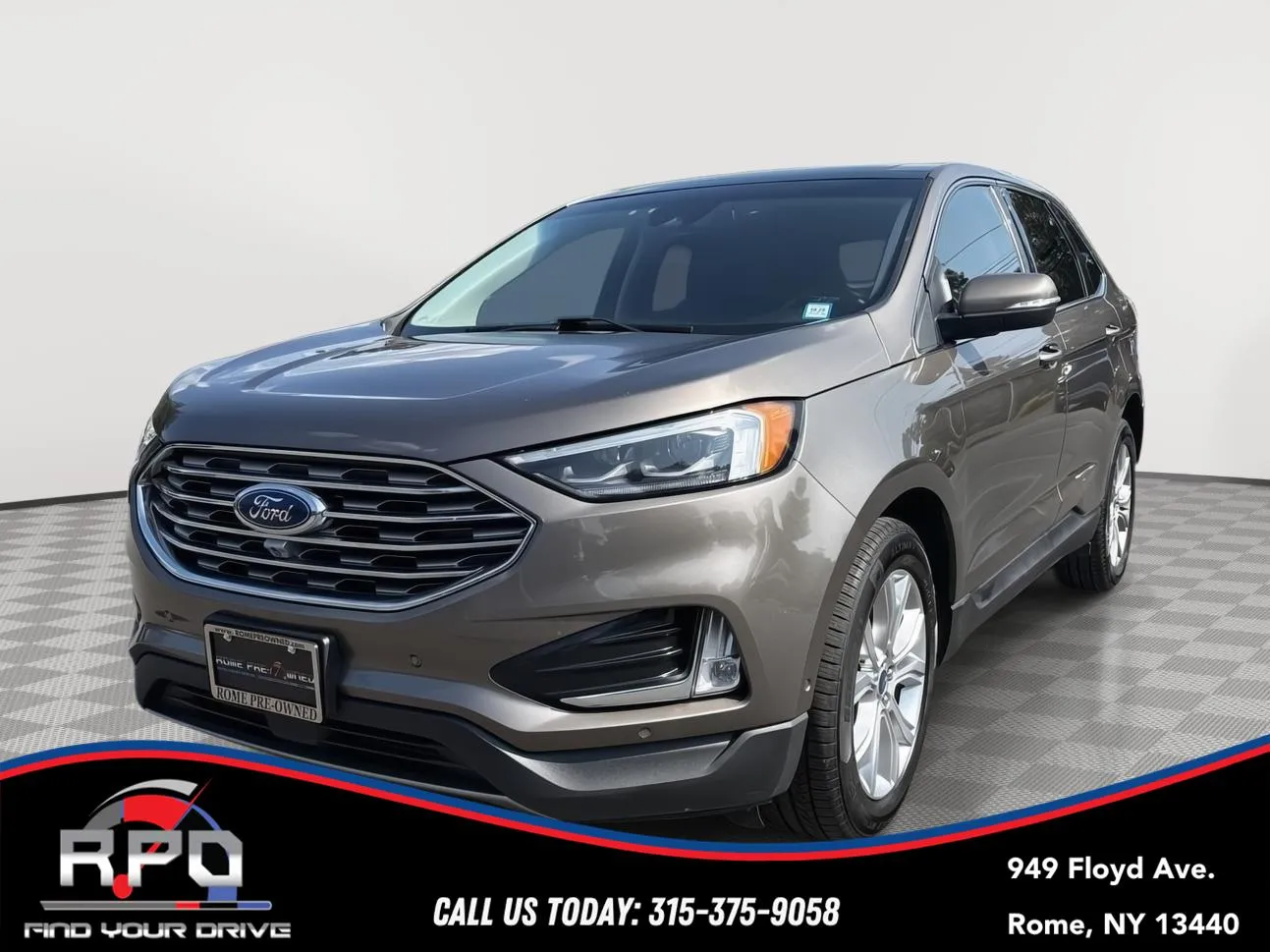 Gray 2019 Ford Edge Titanium for sale in Rome, NY