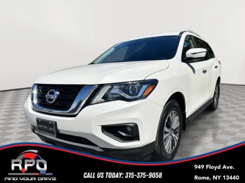 White 2019 Nissan Pathfinder SV for sale in Rome, NY