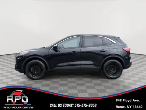 Photos of 2020 Ford Escape SE for sale in Rome, NY at Rome Preowned Auto Sales