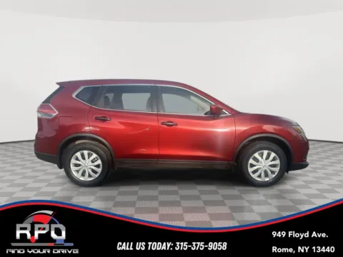 More photos of 2016 Nissan Rogue S at Rome Preowned Auto Sales, NY