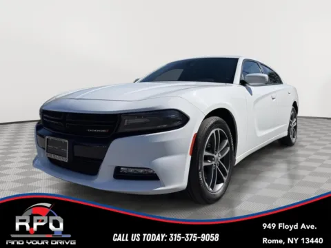 White 2019 Dodge Charger SXT for sale in Rome, NY