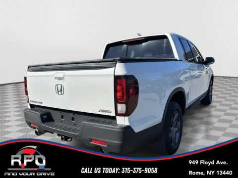 More photos of 2022 Honda Ridgeline RTL at Rome Preowned Auto Sales, NY