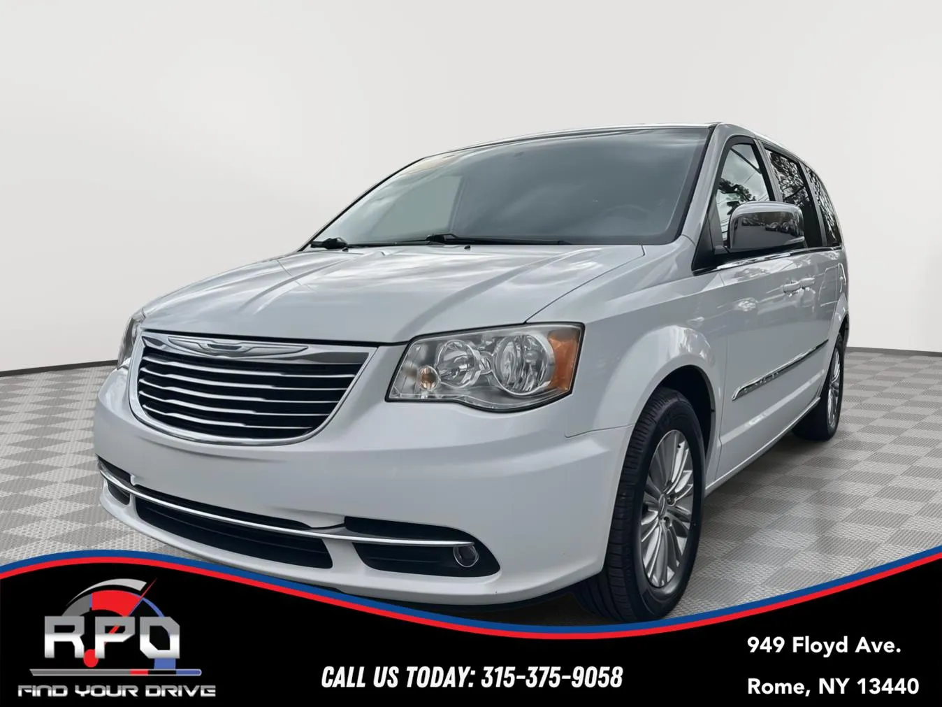 2015 Chrysler Town & Country Touring-L for sale in Rome, NY