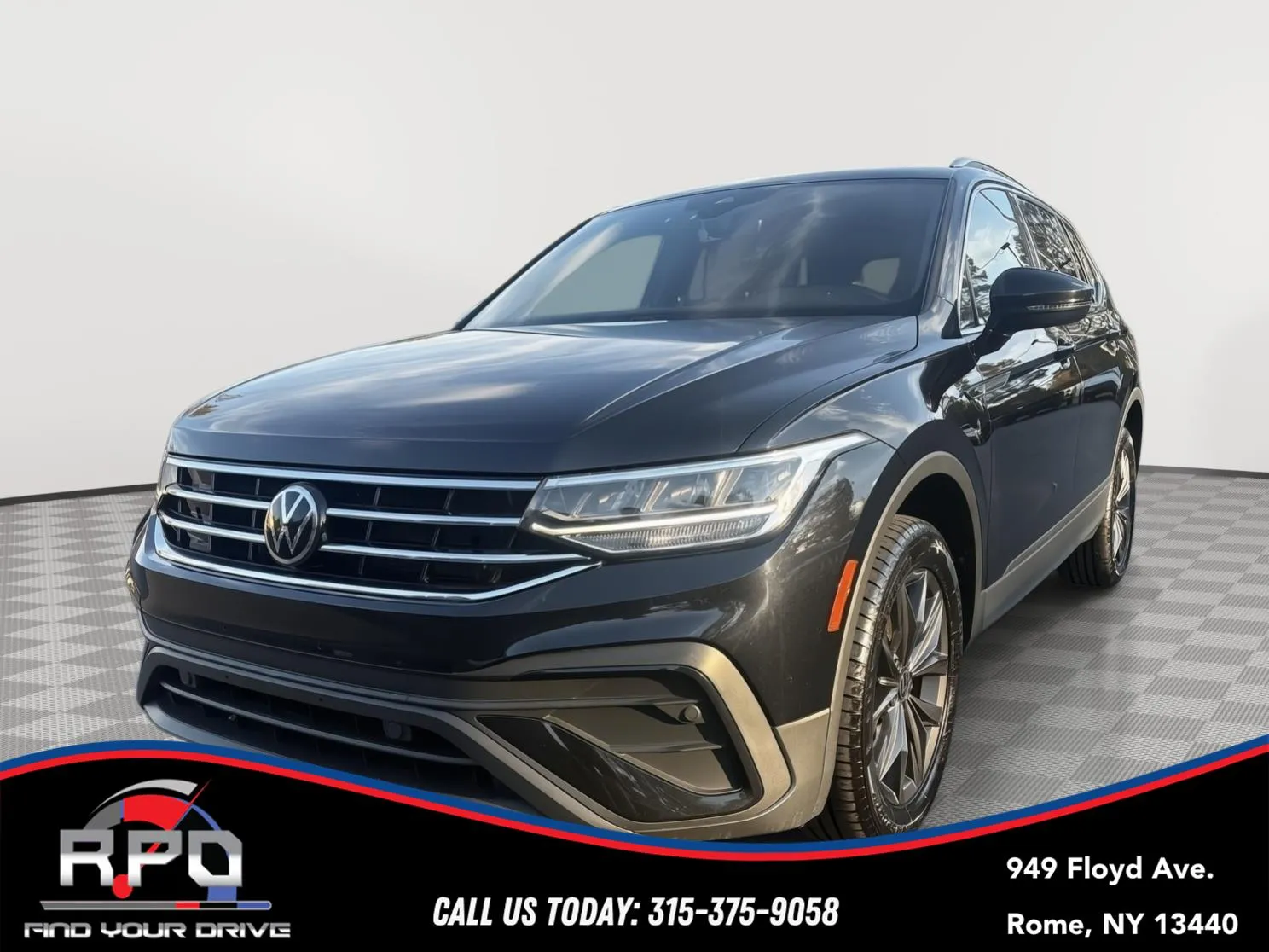Black 2022 Volkswagen Tiguan SE for sale in Rome, NY