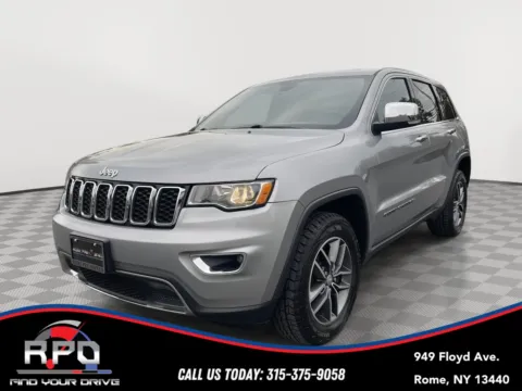 Silver 2018 Jeep Grand Cherokee Limited for sale in Rome, NY