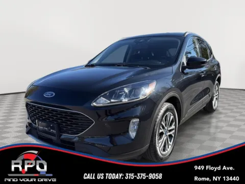 Black 2020 Ford Escape SEL for sale in Rome, NY