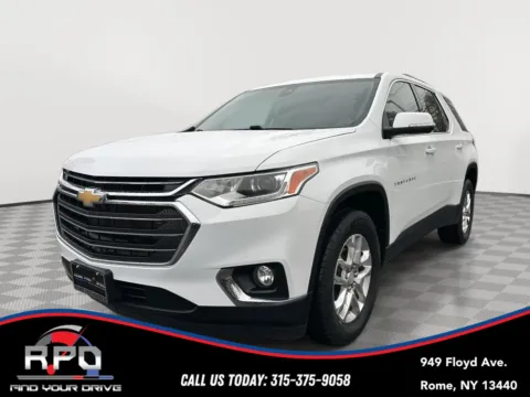 White 2021 Chevrolet Traverse LT Cloth for sale in Rome, NY
