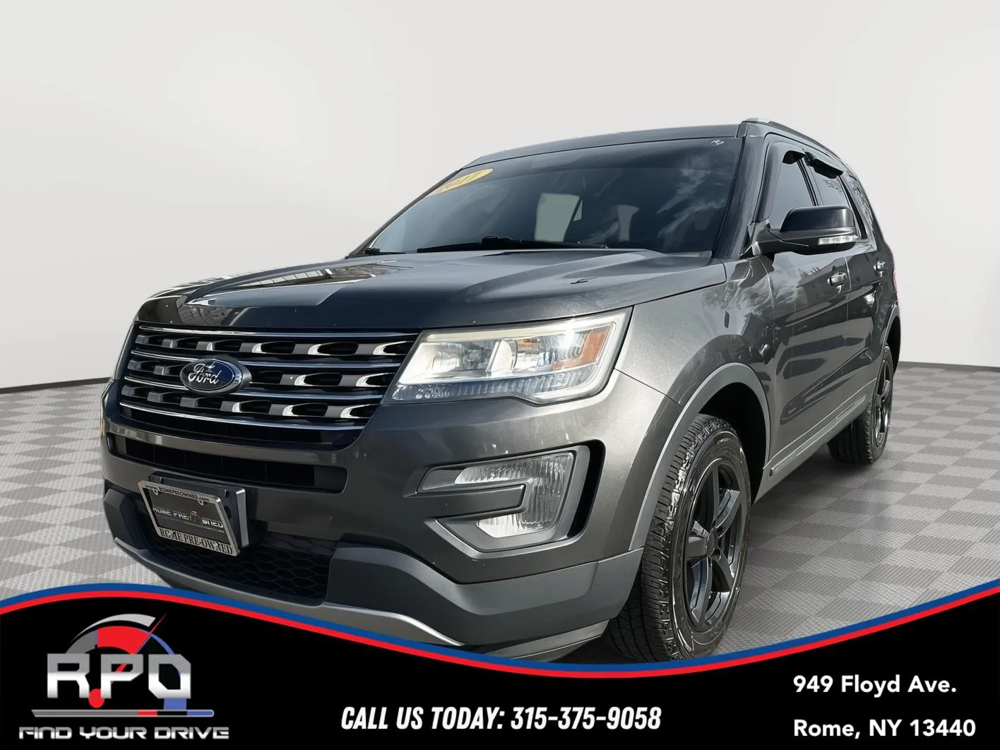 White 2017 Ford Explorer XLT for sale in Rome, NY