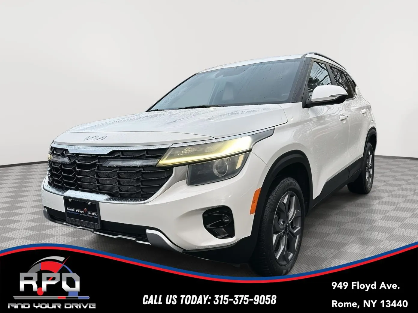 White 2024 Kia Seltos S for sale in Rome, NY