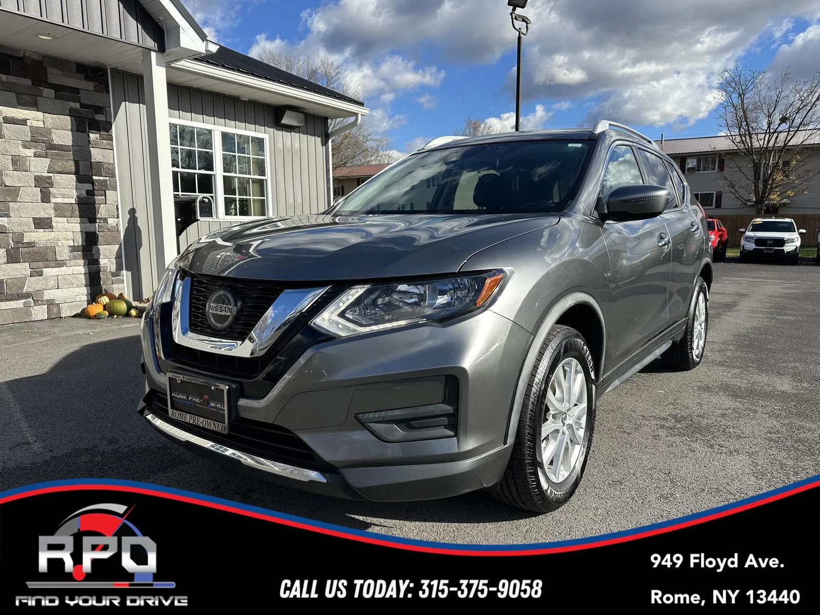 Gray 2020 Nissan Rogue SV for sale in Rome, NY