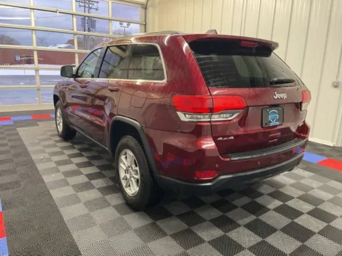 More photos of 2019 Jeep Grand Cherokee Laredo E at Candy Cars, NY