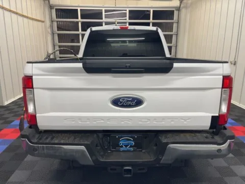 More photos of 2019 Ford F-250SD XLT at Candy Cars, NY