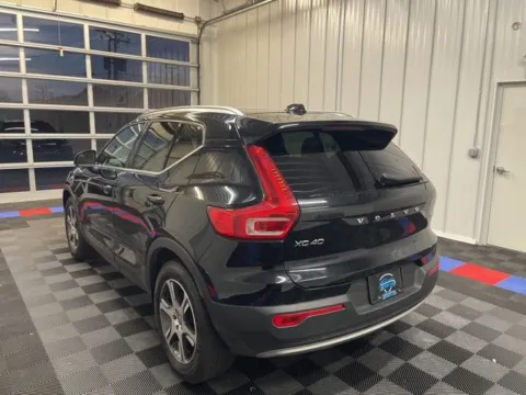 More photos of 2021 Volvo XC40 T5 Inscription at Candy Cars, NY