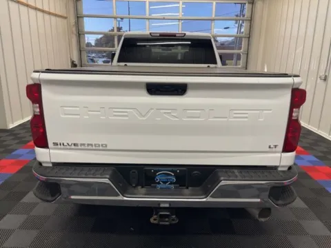 More photos of 2022 Chevrolet Silverado 3500HD LT at Candy Cars, NY