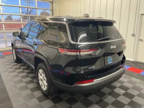 More photos of 2023 Jeep Grand Cherokee L Limited at Candy Cars, NY