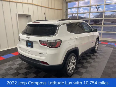 Another view of 2022 Jeep Compass Latitude Lux for sale in Syracuse, NY at Candy Cars