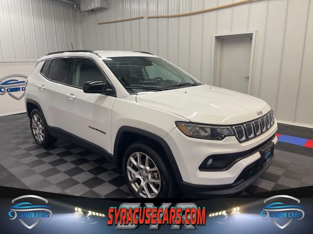 White 2022 Jeep Compass Latitude Lux for sale in Syracuse, NY