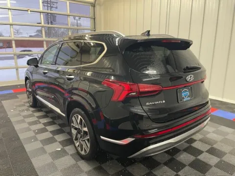 More photos of 2023 Hyundai Santa Fe Calligraphy at Candy Cars, NY