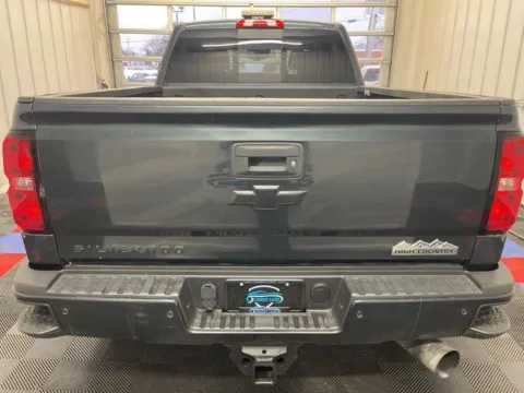 More photos of 2019 Chevrolet Silverado 2500HD High Country at Candy Cars, NY