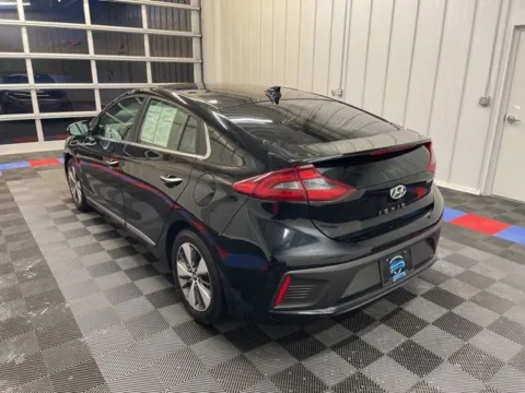 More photos of 2019 Hyundai Ioniq Plug-In Hybrid at Candy Cars, NY