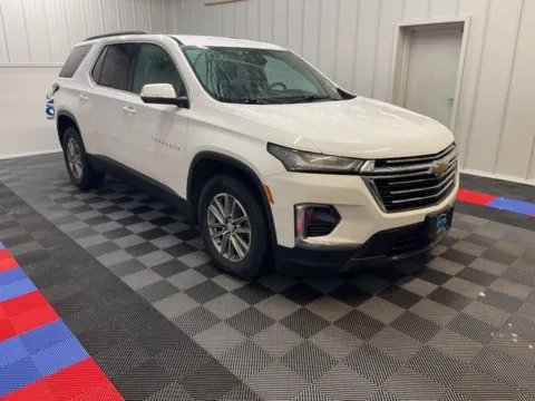 Photos of 2023 Chevrolet Traverse LT for sale in Syracuse, NY at Candy Cars