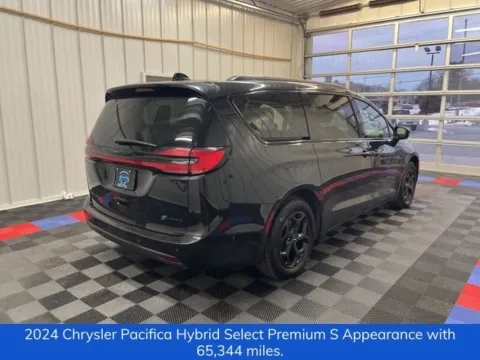 Another view of 2024 Chrysler Pacifica Hybrid Select for sale in Syracuse, NY at Candy Cars