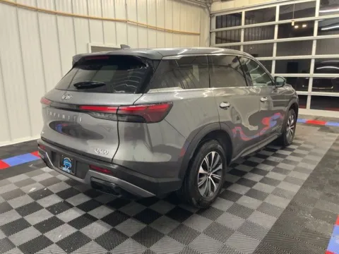 More photos of 2023 INFINITI QX60 PURE at Candy Cars, NY