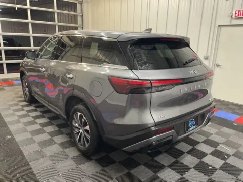 More photos of 2023 INFINITI QX60 PURE at Candy Cars, NY