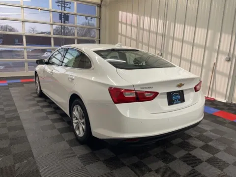 More photos of 2024 Chevrolet Malibu LT at Candy Cars, NY