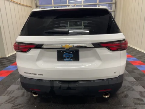 More photos of 2023 Chevrolet Traverse LT at Candy Cars, NY