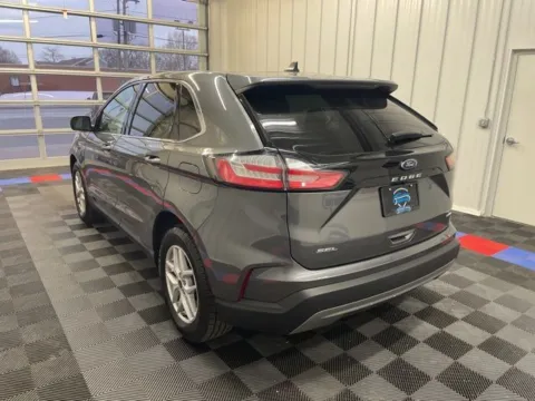 More photos of 2023 Ford Edge SEL at Candy Cars, NY