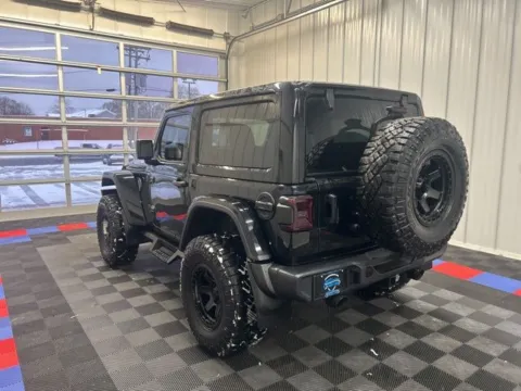 More photos of 2022 Jeep Wrangler Rubicon at Candy Cars, NY