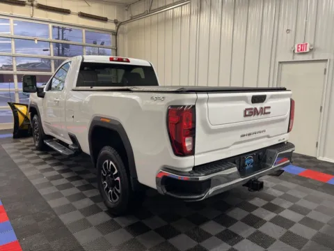 More photos of 2020 GMC Sierra 2500HD SLE at Candy Cars, NY