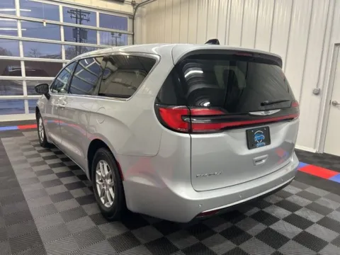 More photos of 2024 Chrysler Pacifica Touring L at Candy Cars, NY