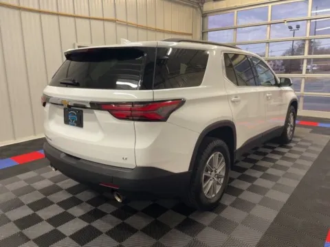 More photos of 2023 Chevrolet Traverse LT Leather at Candy Cars, NY