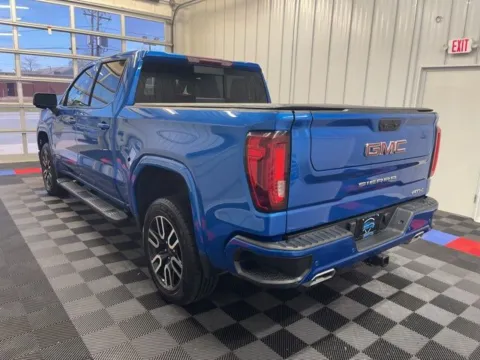 More photos of 2022 GMC Sierra 1500 AT4 at Candy Cars, NY