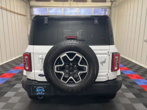 More photos of 2025 Ford Bronco Outer Banks at Candy Cars, NY