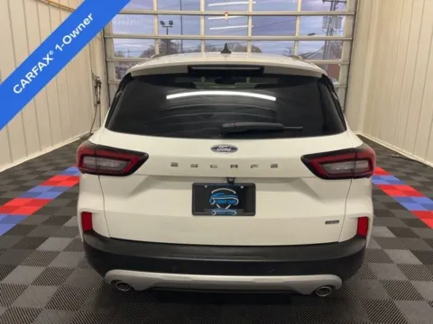 More photos of 2025 Ford Escape Plug-In Hybrid at Candy Cars, NY