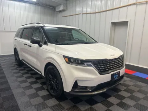 Photos of 2024 Kia Carnival SX Prestige for sale in Syracuse, NY at Candy Cars