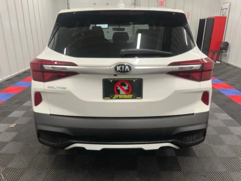 More photos of 2021 Kia Seltos LX at Candy Cars, NY