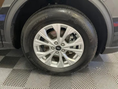 More photos of 2025 Ford Escape Active at Candy Cars, NY
